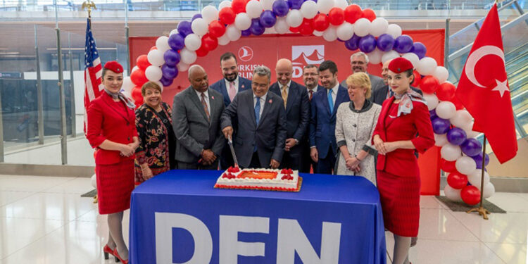 THY, Denver seferlerine başladı