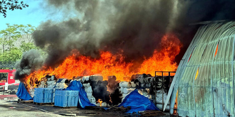 Tekirdağ'da fabrika yangını