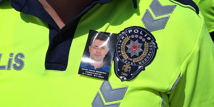 Trafik polisi Cemalcan Ev, kazada şehit oldu