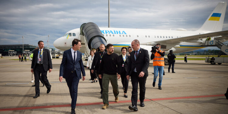 Ukrayna Barış Zirvesi’ne katılmayı seçen ülkelere minnettarım