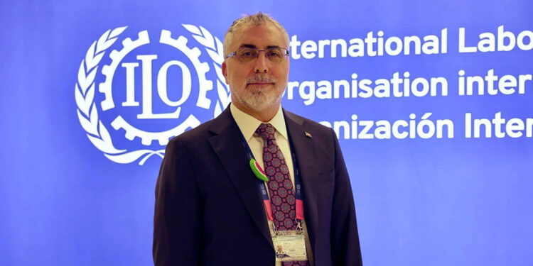 Vedat Işıkhan Cenevre’de