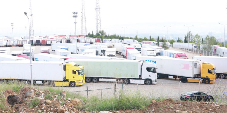 YKS kitapçıklarının 245 sınav merkezine nakli başladı