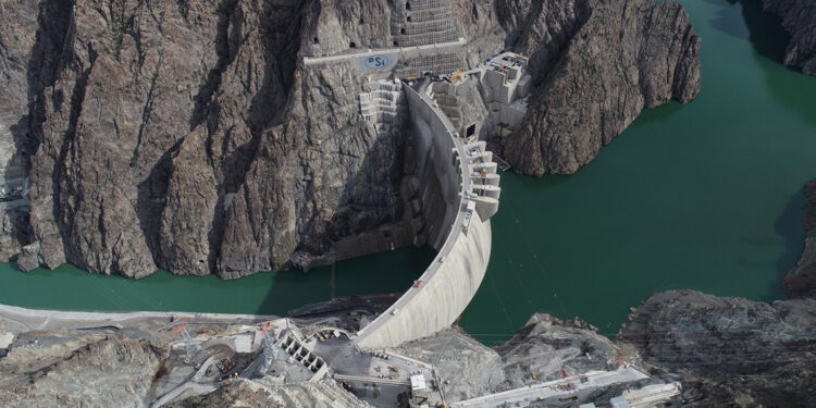 Yusufeli Barajı'nda tam kapasite enerjide son denemeler