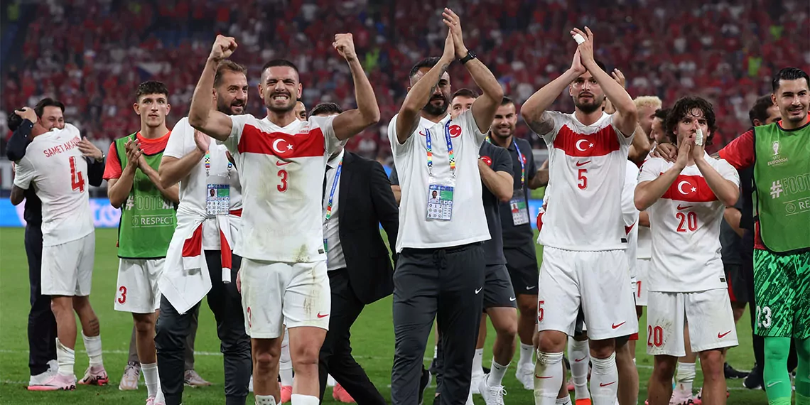 Avrupa futbol şampiyonası (euro 2024) f grubu son maçında çekya'yı 2-1 mağlup eden a milli futbol takımı için siyasiler tebrik mesajı paylaştı.