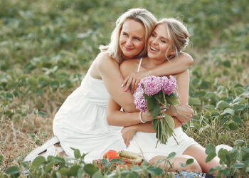 Annem Leyla Seçkin'in ölüm yıldönümü anısına