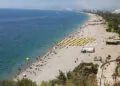 Antalya'da yoğun nem nedeniyle sıcaklık 6 derece yüksek hissedildi