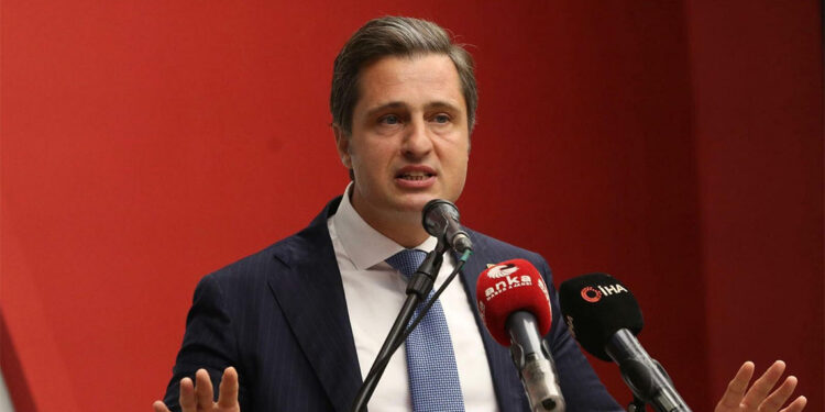 Erken seçim halk istediği zaman olur