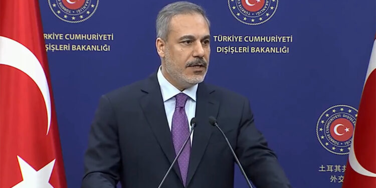 Bakan Fidan, Ceyhun Bayramov ile telefonda görüştü