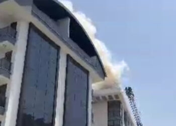 Alanya'da hukuk bürosunda yangın