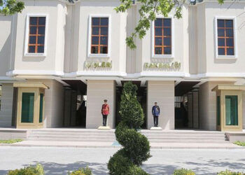 Hakkari Valisi Ali Çelik Belediye Başkan Vekili olarak görevlendirildi