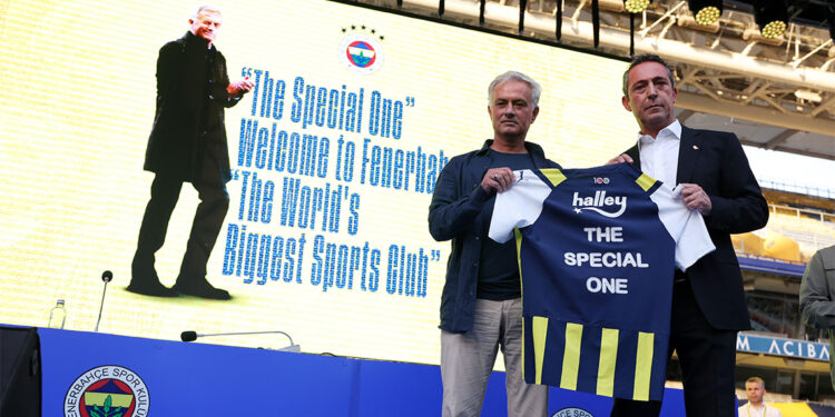 Jose Mourinho'nun imza töreni Avrupa basınında