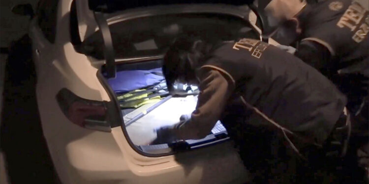 Kıskaç-19 operasyonlarında 72 şüpheli yakalandı