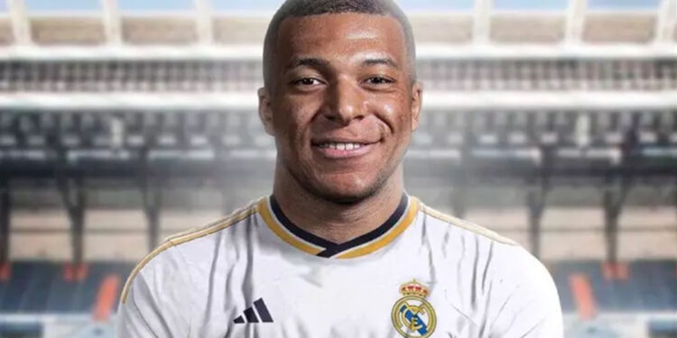 Real Madrid Kylian Mbappe'yi kadrosuna kattı
