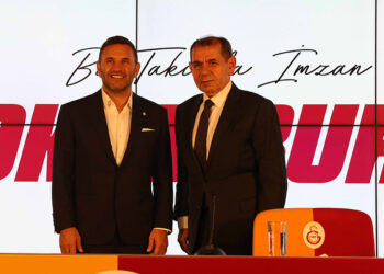 Galatasaray Okan Buruk ile 2 yıllık yeni sözleşme imzaladı