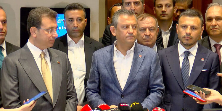 Kimseyle bir tartışmamız gerginliğimiz yok