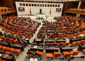 Türk silahlı kuvvetleri personel kanunu, meclis'ten geçti