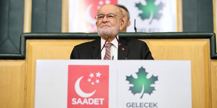 Cumhurbaşkanının bütün çabası bir dönem daha iktidarda kalmak