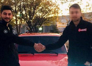 Eşiyle gönül ilişkisi yaşadığı arkadaşını öldürdü