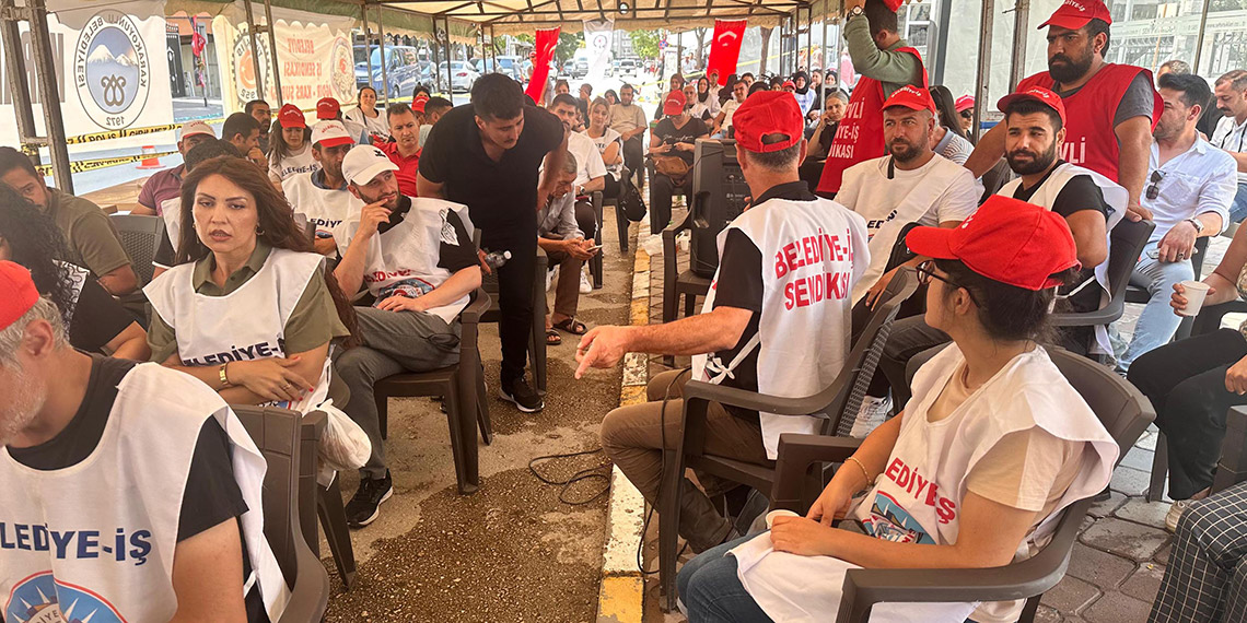 204 arkadaşıyla işten çıkarılan işçi isyan etti