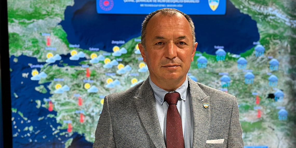 Meteoroloji Genel Müdürlüğü Hava Tahmin Uzmanı Yusuf Ziya Yavuz, "Hava sıcaklığı önce düşecek sonra yükselecek" dedi.