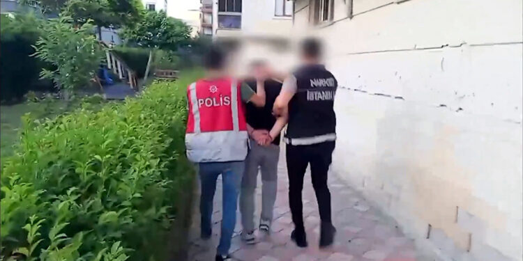 Narkoçelik-25 operasyonlarında 320 şüpheli yakalandı