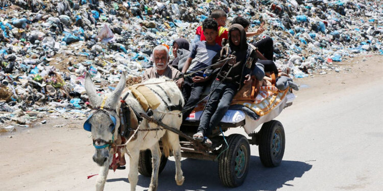 250 bin kişinin Han Yunus'u terk edeceği tahmin ediliyor