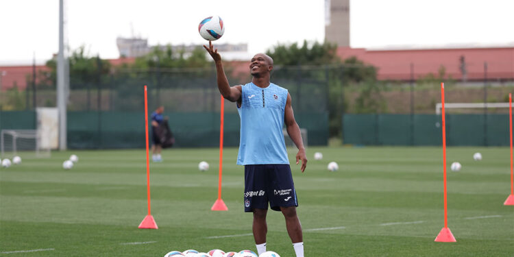 10 kez daha arka arkaya şampiyon olmak isterim