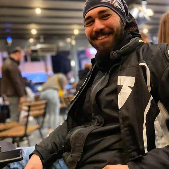 Üniversiteli motokurye Samet cinayeti davasında beraat gerekçesi açıklandı. Açıklanan gerekçede "Alkol ve ısrarlı takip var, eyleme yardım yok" denildi.