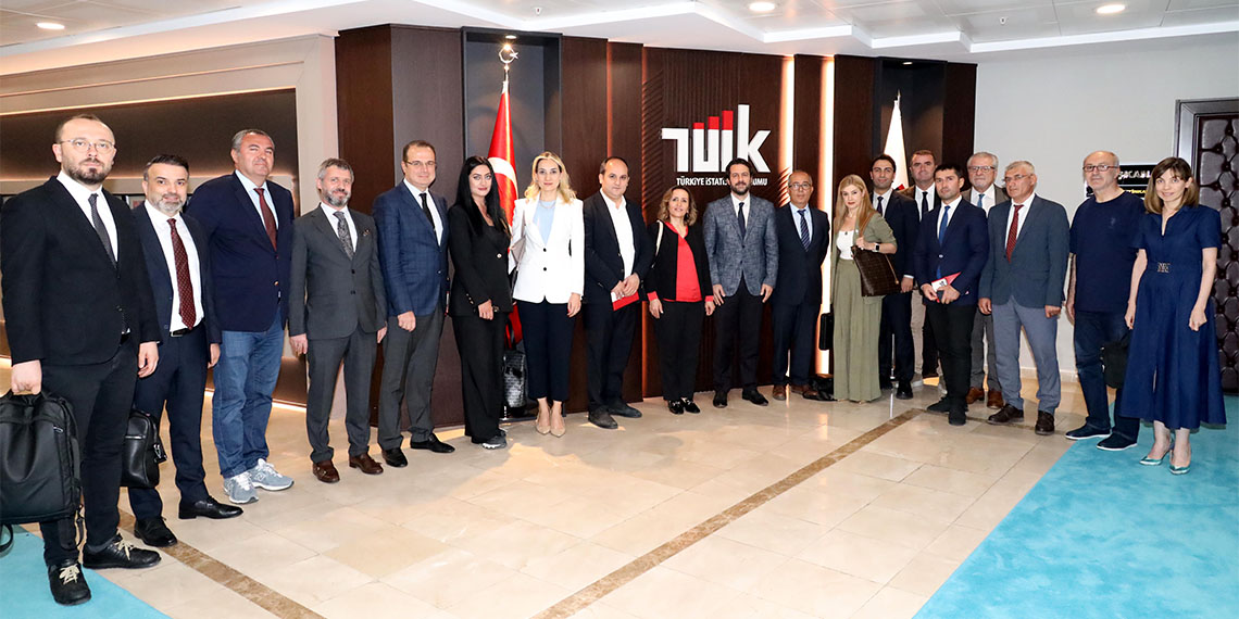 Türkiye İstatistik Kurumu (TÜİK) Başkanı Erhan Çetinkaya, Türkiye'deki şirket karlarının enflasyonu yukarı taşıyan bir etkiye sahip olduğunu söyledi.