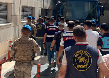 'Evde sabun paketleme işi' dolandırıcılığına 10 tutuklama