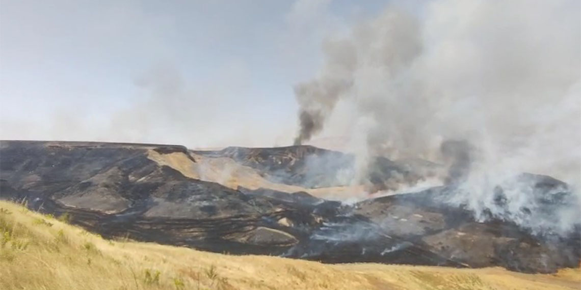 Silvan'daki anız yangını 9 saatte söndürüldü