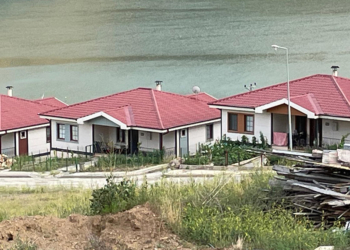 7'nci kez taşınan Yusufeli'nde halk çabuk alışı