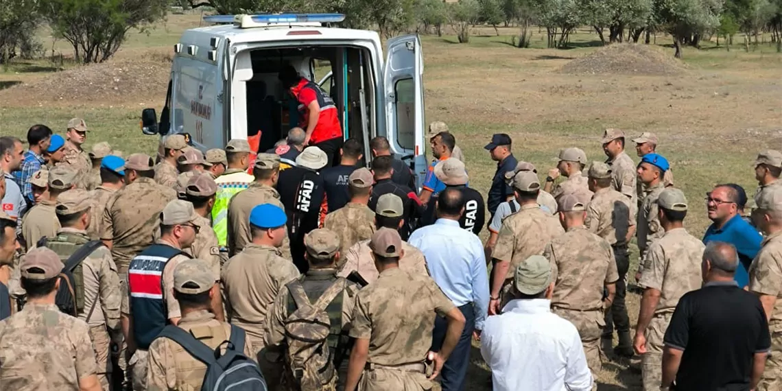 Erzurum'da serinlemek için girdiği aras nehri'nde kaybolan yusuf özer'in (12), sabah saatlerinde cansız bedeni bulundu.