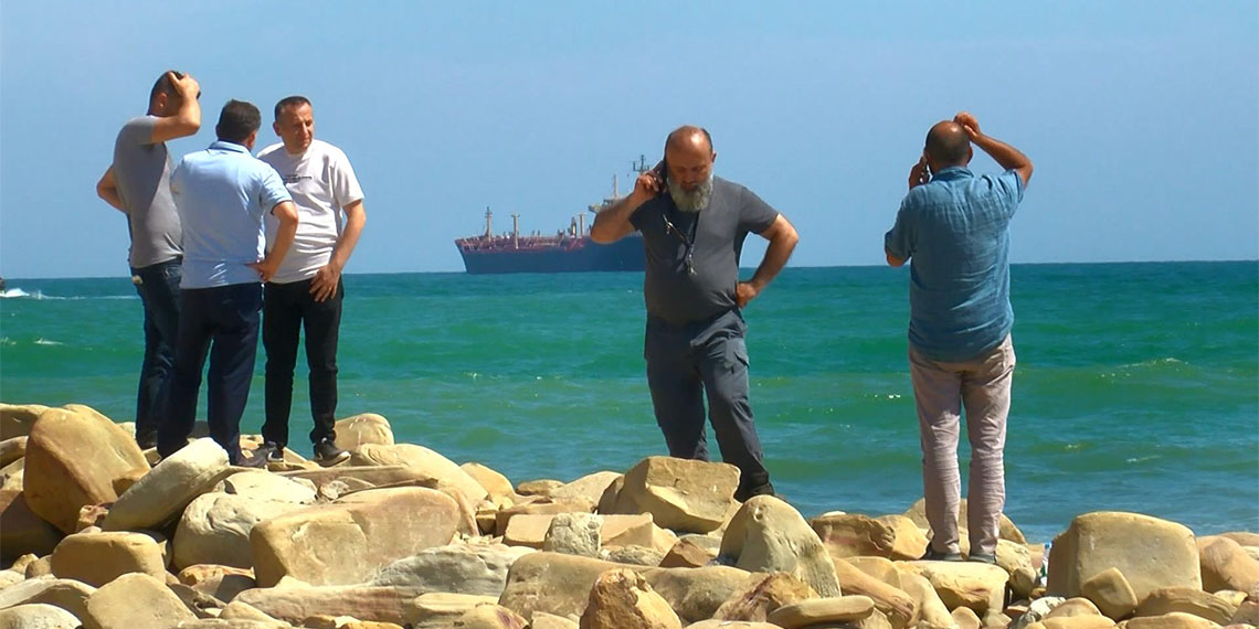 Sarıyer'deki Kısırkaya Plajı'nda 1 kişi boğuldu, 1 kişi kayıp. 1 kişiyi arama çalışmaları sürüyor.