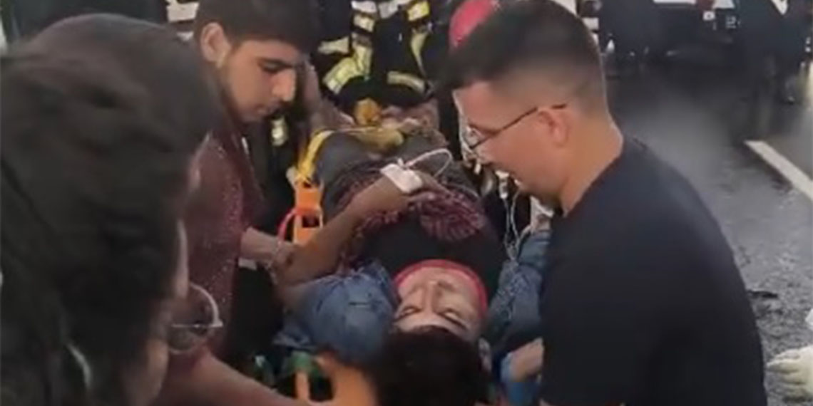 Mersin'de tarım işçilerini taşıyan midibüs devrildi; 12 yaralı