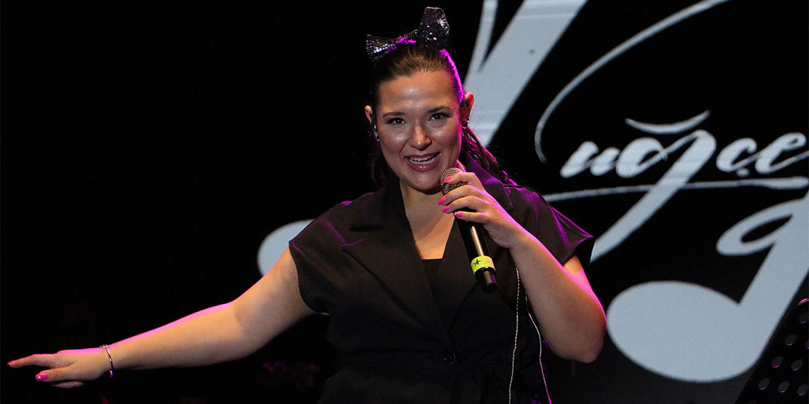 Keşkek Şenliği'nde Coşkun Sabah ve Tuğçe Kandemir konser verdi