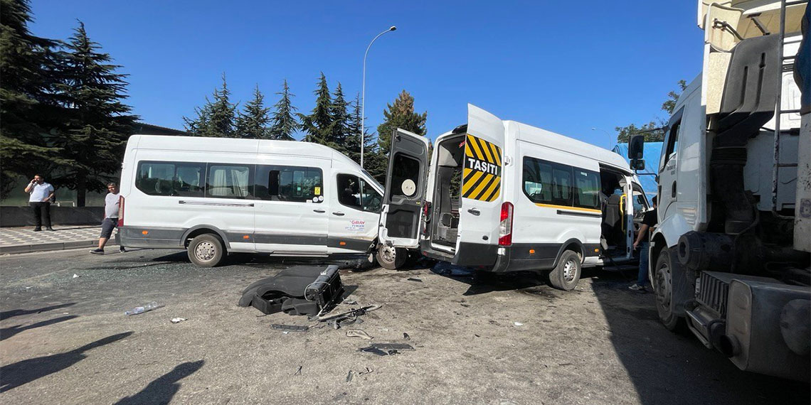 Gaziantep'te işçi servisleri çarpıştı; 21 yaralı