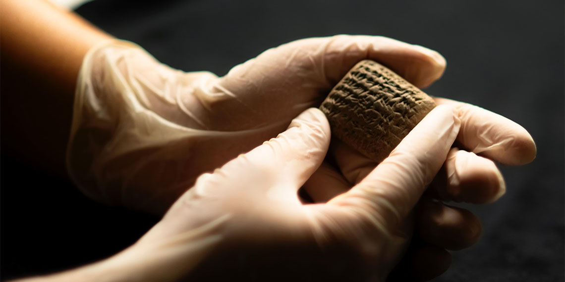 Geç Tunç Çağı'na ait tablet bulundu