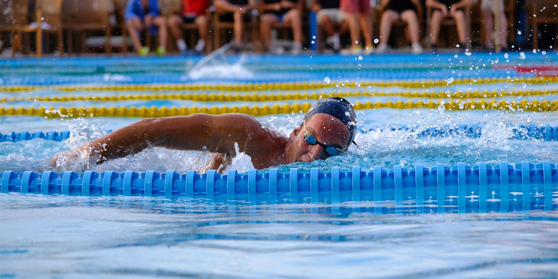 Prens Adaları Yüzme Şampiyonası'nda 9 yeni şampiyona rekoru kırıldı