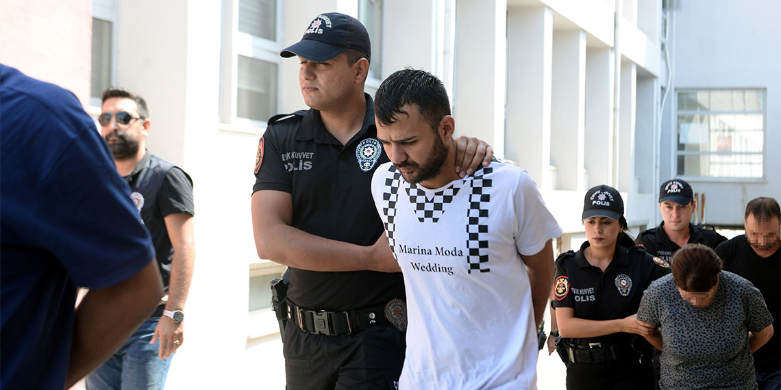 Peçeli cinayet şüphelisi eşini, sesinden tanımış