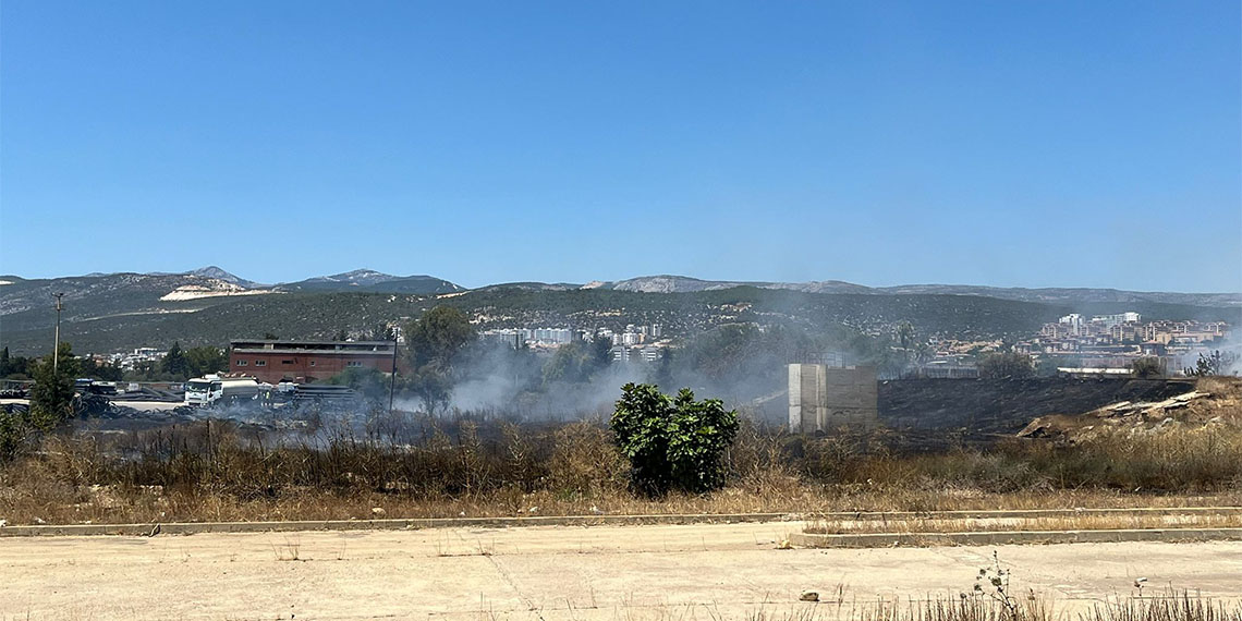 Mersin'de liman şantiyesinde yangın