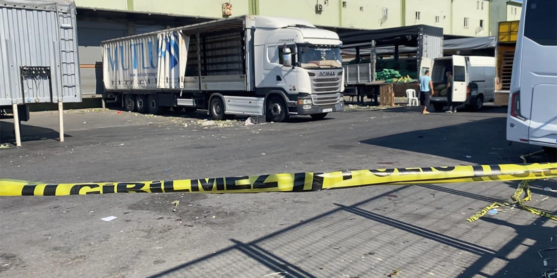 Bayrampaşa Yaş Meyve Sebze halinde kavga