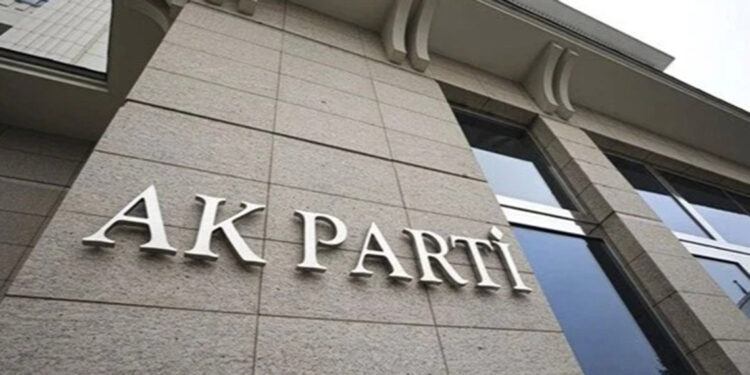 AK Parti'nin çalışma kampı sona erdi