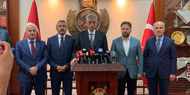 Aile hekimlikleri ve sağlıklı yaşam merkezlerini güçlendireceğiz