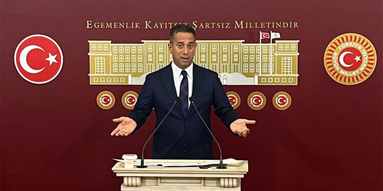 Hayat sana çok güzel, sen villanda gayet güzel yaşıyorsun