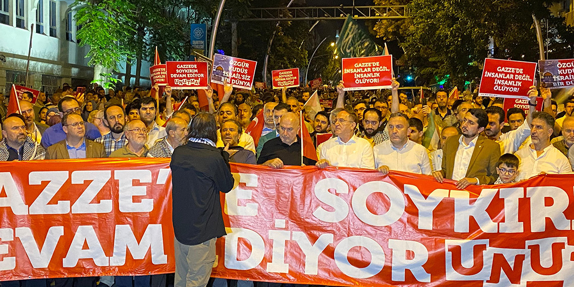 Ankara'da sivil toplum kuruluşlarından Filistin yürüyüşü