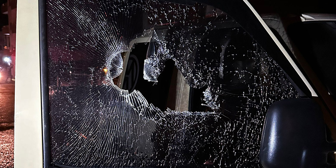 Arkadaşı kendisini gezdirmeyince kamyoneti yaktı