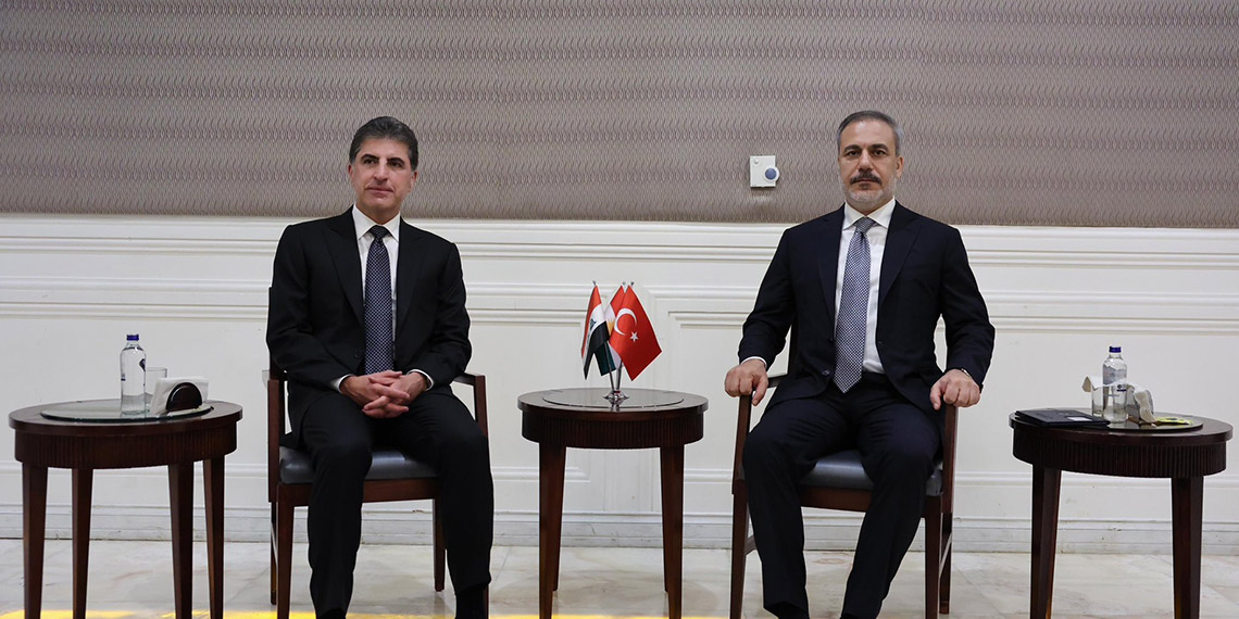 Bakan Fidan, IKBY Başkanı Barzani ile bir araya geldi