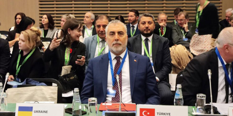 Bakan Işıkhan Litvanya’da