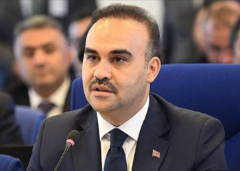 Bakan Kacır: TÜBİTAK bursları artırıldı